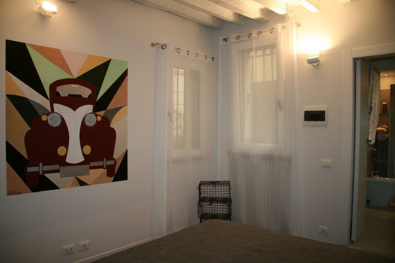 Garage36 Appartement Parma Buitenkant foto